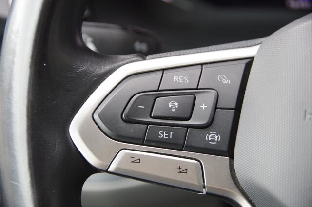 Volkswagen TRANSPORTER 2.0 TDI L2 BULLI, 150PK AUT. LED, ADAPT. CRUISE, DIGITAL COCKPIT, NAVI, AIRCO, APPLE CARPLAY, NL AUTO, NAP