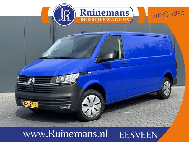 Volkswagen TRANSPORTER 2.0 TDI 150 PK AUTOMAAT DSG COMFORTLINE EXE / L2H1 / 1e EIG. / 24.504KM !! / AIRCO / CRUISE / NAVI / APPLE CARPLAY / 3 - ZITS