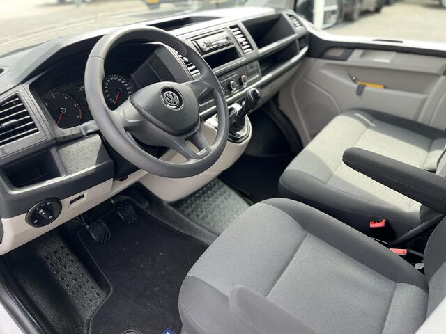 Volkswagen TRANSPORTER Kombi 2.0 TDI L1H1 9-persoons Incl. BTW Airco EURO 6 Combi Personenbus Passenger Groepsvervoer Taxi
