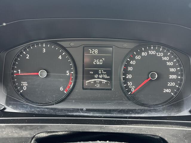 Volkswagen TRANSPORTER Kombi 2.0 TDI L1H1 9-persoons Incl. BTW Airco EURO 6 Combi Personenbus Passenger Groepsvervoer Taxi