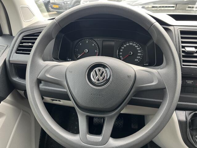 Volkswagen TRANSPORTER Kombi 2.0 TDI L1H1 9-persoons Incl. BTW Airco EURO 6 Combi Personenbus Passenger Groepsvervoer Taxi