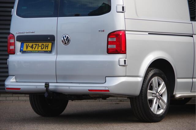 Volkswagen TRANSPORTER 2.0 TDI L2 Highline 3-ZITS, TREKHAAK, CAMERA, CRUISE, AIRCO, CARPLAY, AIRCO, BLUETOOTH, NL AUTO, NAP