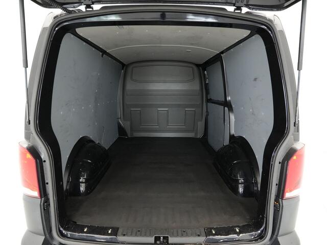Volkswagen TRANSPORTER 2.0 TDI L1H1 26 Economy Business
