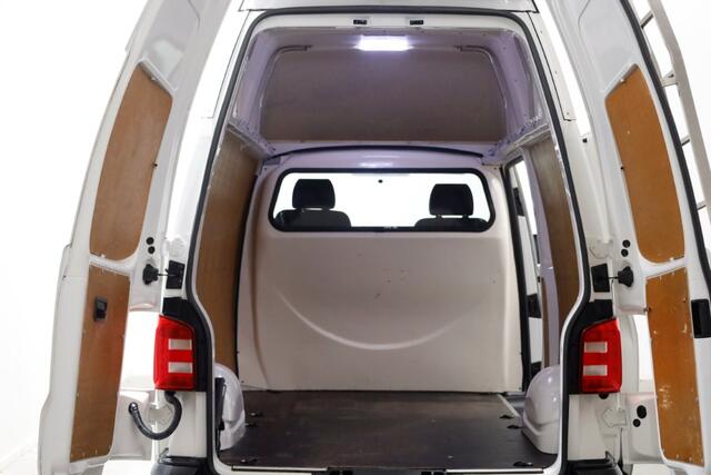Volkswagen TRANSPORTER 2.0 TSI 150pk Benzine L2H3 Trendline Airco/Camera BPM-VRIJ 03-2019