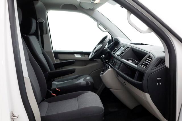 Volkswagen TRANSPORTER 2.0 TSI 150pk Benzine L2H3 Trendline Airco/Camera BPM-VRIJ 03-2019