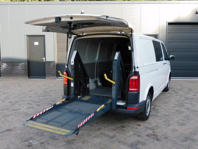 Volkswagen TRANSPORTER 2.0 TDI L2H1 Highline ROLSTOELBUS ROLSTOELLIFT! FULLMAP NAVI! STOELVERWARMING! BLUETOOTH! CRUISE! AIRCO!