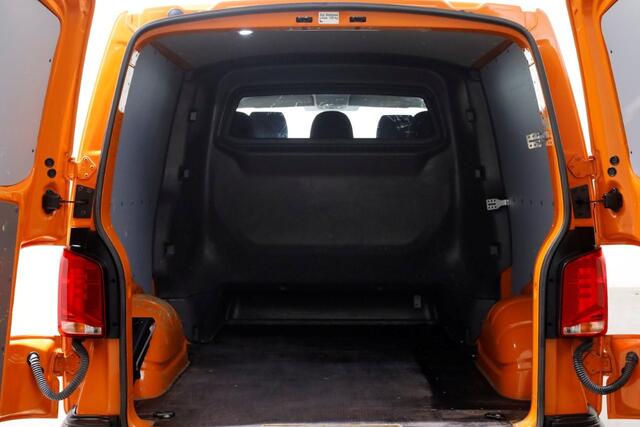 Volkswagen TRANSPORTER T6.1 2.0 TDI 110pk Lang D.C. Airco/Cruise 07-2020