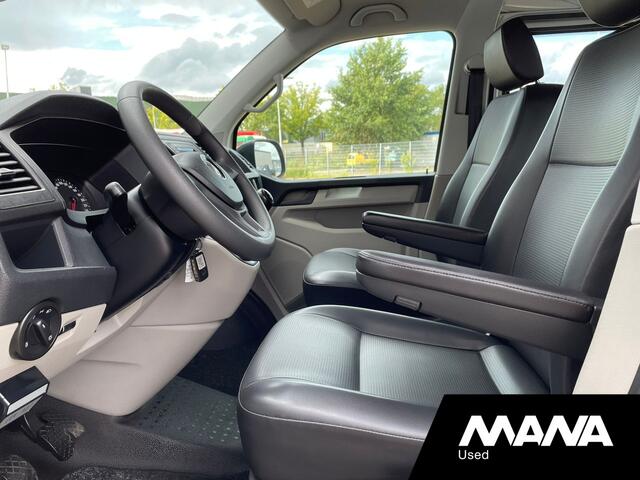 Volkswagen TRANSPORTER 2.0TDI L2H1 102PK DC Comfortline 5 Zits Airco Trekhaak
