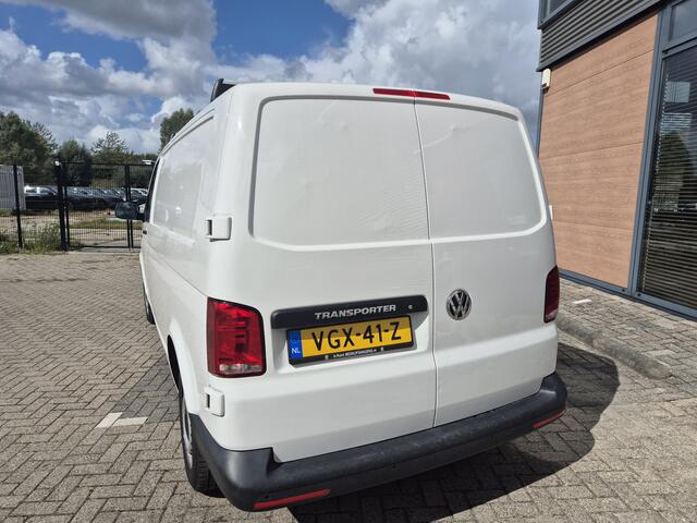 Volkswagen TRANSPORTER 2.0 TDI L2H1 Bulli 150pk lang 3-pers apple-car nieuw model 2021