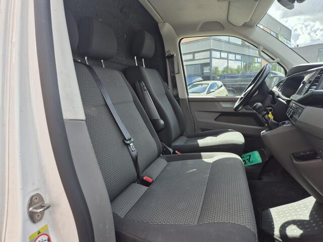 Volkswagen TRANSPORTER 2.0 TDI L2H1 Bulli 150pk lang 3-pers apple-car nieuw model 2021