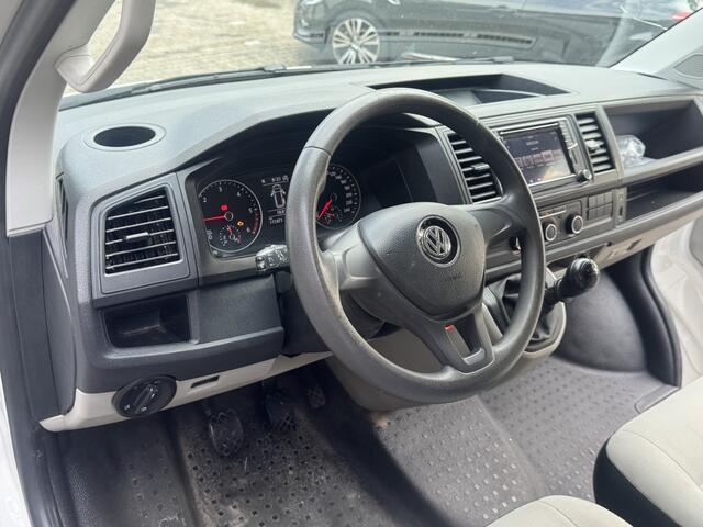 Volkswagen TRANSPORTER 2.0 TDI L2H1 Dubbel cabine/6 zitplaatsen/ euro 6