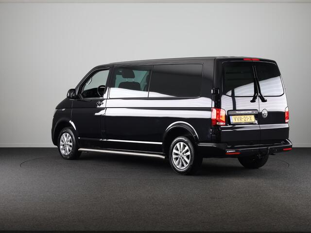 Volkswagen TRANSPORTER 2.0 TDI L2H1 30 DC Highline 150 PK DSG | Verlengde garantie | Navigatie | Trekhaak | Luxe dubbelcabine |