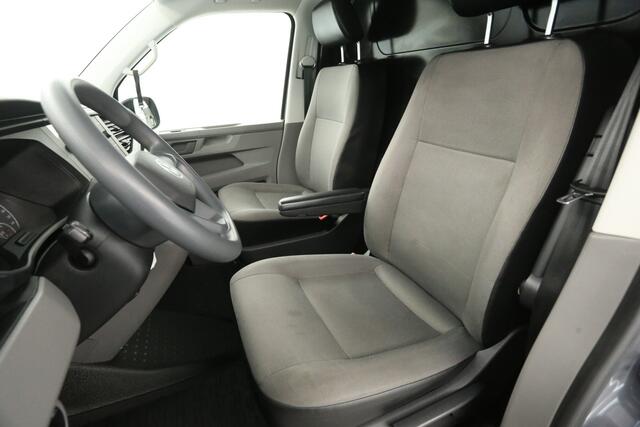 Volkswagen TRANSPORTER 2.0 TDI 150PK L2H1 | Automaat | Airco | Cruise | Carplay | Navigatie | Parkeersens.