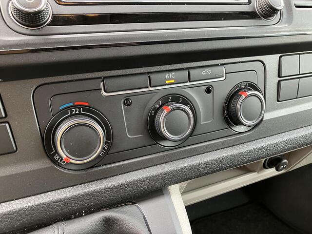 Volkswagen TRANSPORTER 2.0 TDI L2H1 Trendline | 18" LMV | 160PK | Trekhaak | CarPlay | Cruise | PDC | Zeer nette staat |