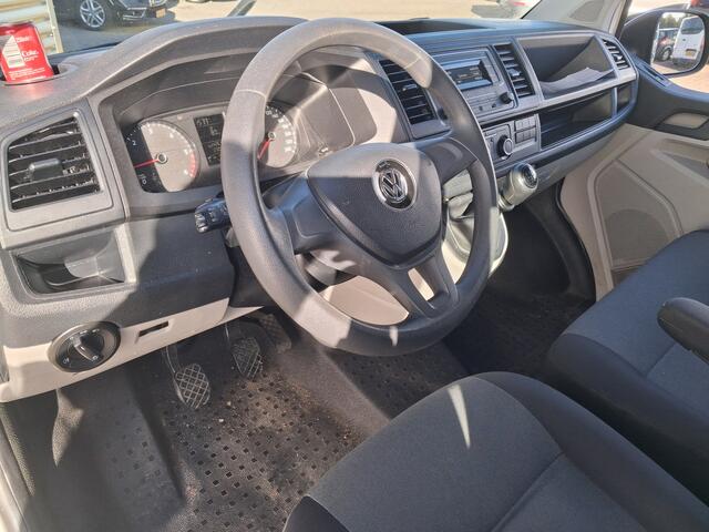 Volkswagen TRANSPORTER 2.0 TDI L1H1 Economy Business | Nieuw Binnen! | Airco | Trekhaak |