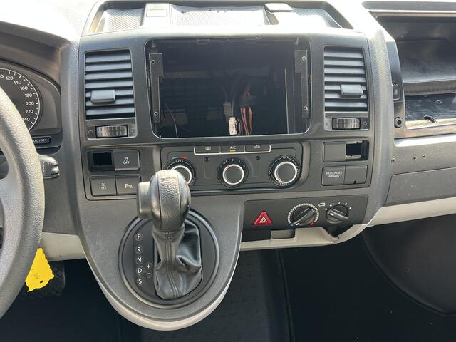 Volkswagen TRANSPORTER Kombi 2.0 TDI DSG Automaat L1H1 BTW en BPM vrij Airco Cruise control Trekhaak PDC 1e eigenaar Euro 5 Combi Personenbus Passenger Groepsvervoer Taxi