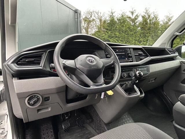 Volkswagen TRANSPORTER 2.0 TDI COMFORTLINE / L2H1 / 53.418 KM !! / SORTIMO INRICHTING / 1e EIG. / CAMERA / AIRCO / CRUISE / APPLE CARPLAY / PDC