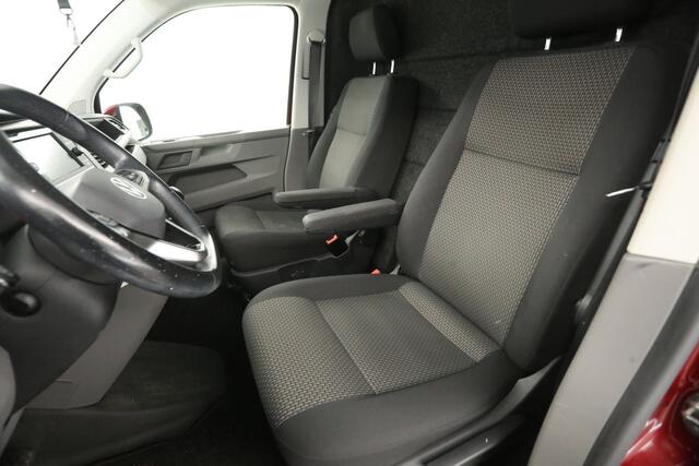 Volkswagen TRANSPORTER 2.0 TDI L1H1 | 150PK | Airco | Cruise | Carplay | Trekh. | 2xSchuifdeur | Parkeersens.