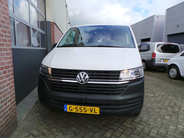 Volkswagen TRANSPORTER Kombi 2.0 TDI L1H1 Airco, 9 Personenbus 24,950ex btw. 2 stuks op voorraad!