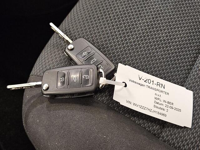 Volkswagen TRANSPORTER 2.0 TDI L2H1 Imperiaal/Navi/Trekhaak