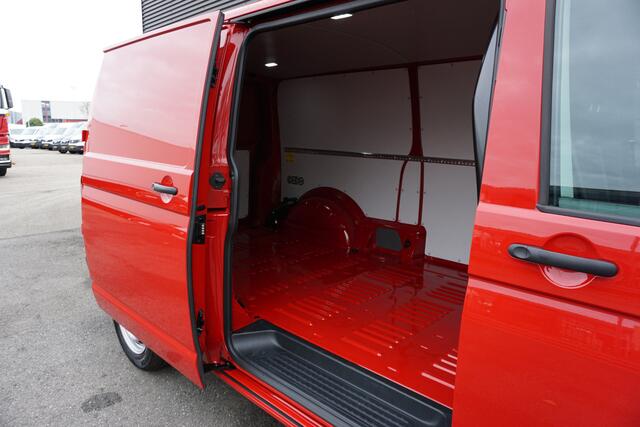 Volkswagen TRANSPORTER 32 | 150 PK DSG | L2H1 | App-Connect | Camera | Cruise | PDC | Standkachel | Stoelverwarming | Trekhaak