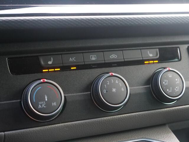 Volkswagen TRANSPORTER 2.0 TDI 150 | Aut. | DC | Bulli | L2H1 | Navi | Cruise | Airco..