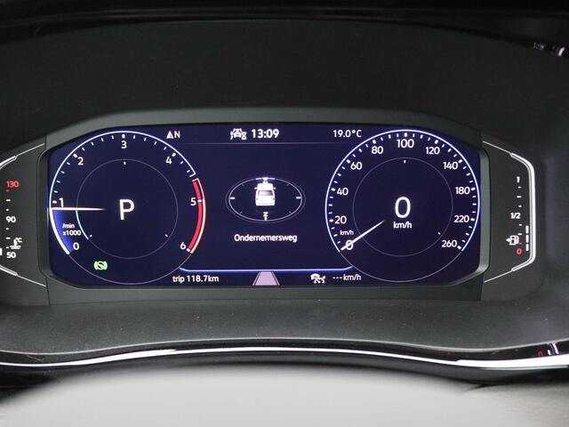 Volkswagen TRANSPORTER 2.0 TDI L2H1 Caravelle DC 204PK DSG Dubbele cabine, achteruitrijcamera, 2x elek. schuifdeur, leder, winterpakket, virtual cockpit, elek. stoel, 18'' lichtmetaal