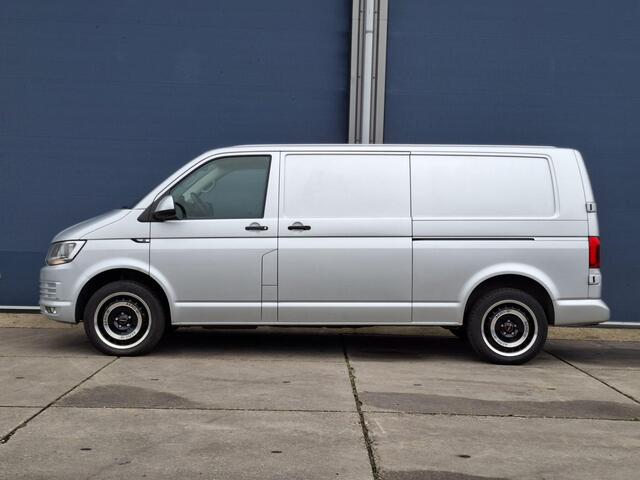 Volkswagen TRANSPORTER 2.0 TDI L2H1 Highline DUBBELE SCHUIFDEUR / AIRCO / CRUISE CONTROLE / TREKHAAK