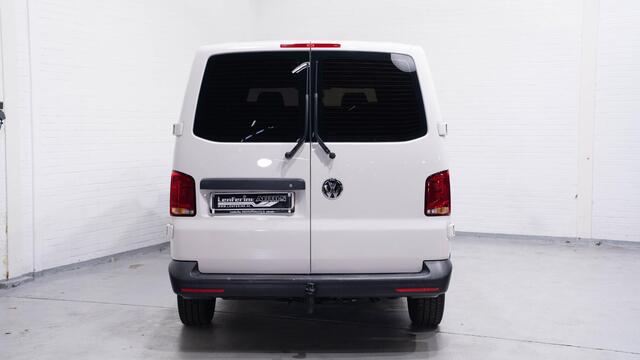 Volkswagen TRANSPORTER 2.0 TDI 110 pk L2 Dubbel Cabine 2x Schuifdeur NAP, Trekhaak, Airco, Cruise Control, 5-Zits, 1e Eigenaar