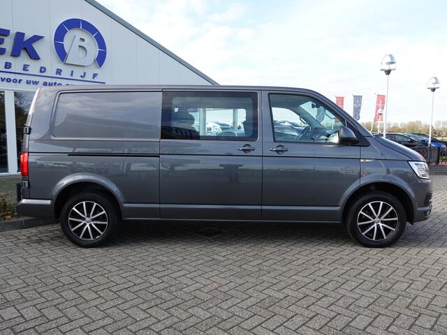 Volkswagen TRANSPORTER 2.0 TDI L2H1 150PK Highline DC LED | TREKH. | ADAPT. CRUISE | LMV | NAVI