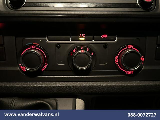 Volkswagen TRANSPORTER 2.0 TDI L1H1 Euro6 Airco | Navigatie | Apple Carplay | Android Auto | Cruisecontrol Parkeersensoren, Achterklep, Verwarmde voorruit, Bijrijdersbank