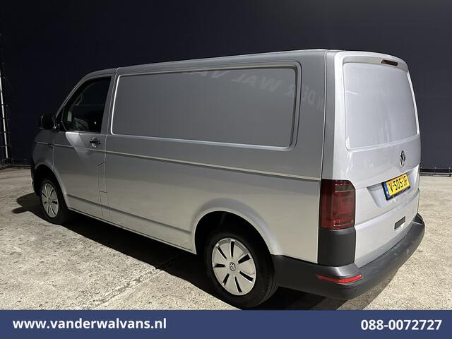 Volkswagen TRANSPORTER 2.0 TDI L1H1 Euro6 Airco | Navigatie | Apple Carplay | Android Auto | Cruisecontrol Parkeersensoren, Achterklep, Verwarmde voorruit, Bijrijdersbank