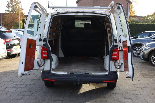 Volkswagen TRANSPORTER 2.0 TDI L2H1 AIRCO | TREKHAAK