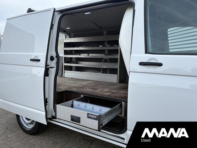 Volkswagen TRANSPORTER 2.0 TDI L1H1 Cruise Airco Trekhaak Stoelverwarming Voorruitverwarming