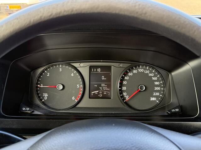 Volkswagen TRANSPORTER 2.0 TDI 150 PK 4-MOTION E6 / 4x4 / KIPPER / PICK UP / TREKHAAK / 1e EIG. / AIRCO / 3-ZITS