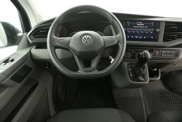 Volkswagen TRANSPORTER 2.0 TDI L2H1 | 150PK | Automaat | Airco | Carplay | Cruise | 3-Zits | Parkeersensoren