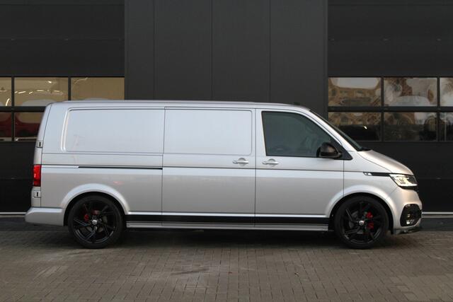 Volkswagen TRANSPORTER 2.0 TDI L2H1 28 Bulli 150pk - 20 Inch - Camera - Trekhaak - Leder - ACC - LED - Rijklaar
