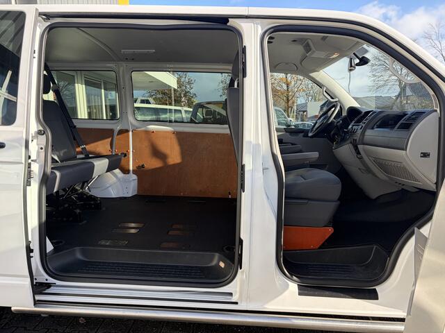 Volkswagen TRANSPORTER Kombi 2.0 TDI DSG Automaat L1H1 BTW en BPM vrij Airco Cruise control Marge Trekhaak PDC 1e eigenaar Ideaal voor ombouw naar camper Euro 5