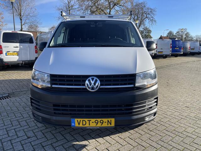 Volkswagen TRANSPORTER 2.0 TDI 102pk L1H1 Comfortline / vaste prijs rijklaar ¤ 16.950 ex btw / lease vanaf ¤ / euro 6 / bpm vrij / ingerichte laadruimte / imperial / bijrijdersbank / trekhaak / airco / cruise !