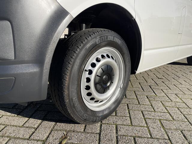 Volkswagen TRANSPORTER 2.0 TDI 102pk L1H1 Comfortline / vaste prijs rijklaar ¤ 16.950 ex btw / lease vanaf ¤ / euro 6 / bpm vrij / ingerichte laadruimte / imperial / bijrijdersbank / trekhaak / airco / cruise !