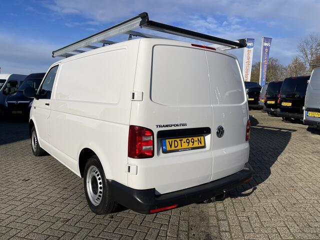 Volkswagen TRANSPORTER 2.0 TDI 102pk L1H1 Comfortline / vaste prijs rijklaar ¤ 16.950 ex btw / lease vanaf ¤ / euro 6 / bpm vrij / ingerichte laadruimte / imperial / bijrijdersbank / trekhaak / airco / cruise !