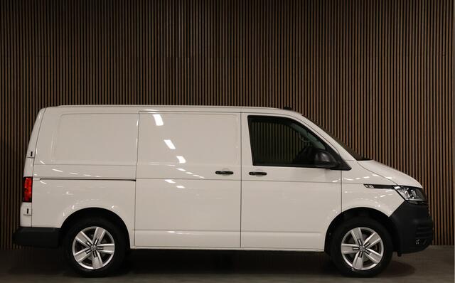 Volkswagen TRANSPORTER 2.0 TDI | Camera | CarPlay | PDC | Cruise control | Bluetooth | Elek. ramen | Nieuwe APK | NAP Logisch