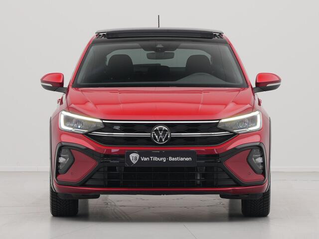 Volkswagen Taigo 1.5 TSI 150pk DSG R-Line Panorama Camera Keyless Carplay Navigatie Sideassist