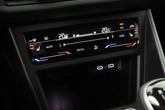 Volkswagen Taigo R-Line Edition 1.0 TSI 85 kW / 116 pk Volkswagen Taigo R-Line Edition 1.0 TSI 116PK Black Style