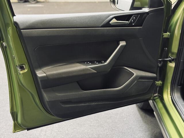 Volkswagen Taigo 1.0 TSI Life | 18" | Navi | CarPlay