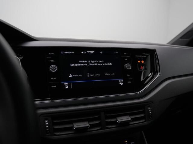 Volkswagen Taigo 1.0 TSI 110 pk DSG R-Line | Achteruitrijcamera | Navigatie | Stoelverwarming | Adaptive Cruise