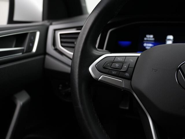 Volkswagen Taigo 1.0 TSI 110 pk DSG R-Line | Achteruitrijcamera | Navigatie | Stoelverwarming | Adaptive Cruise