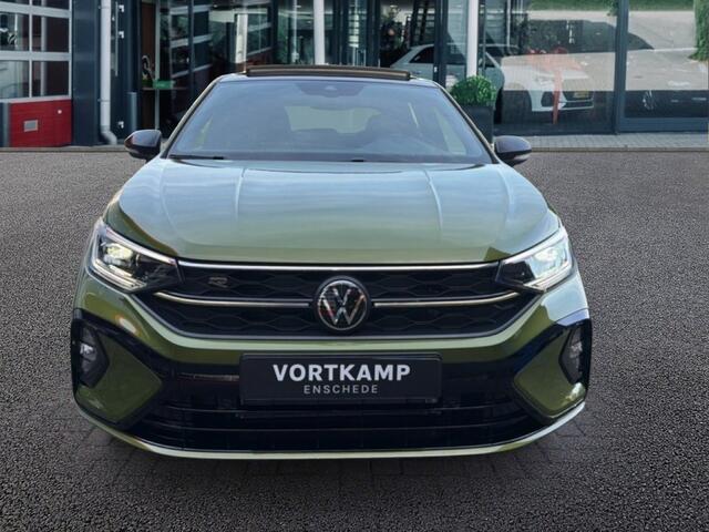 Volkswagen Taigo 1.5 TSI DSG R-LINE PANO-DAK/CAMERA/CARPLAY/ACC/STOELVERW