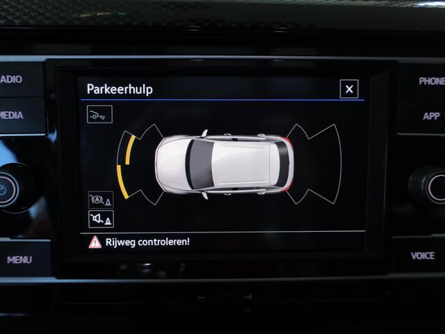 Volkswagen Taigo 1.0 TSI Life 95 pk | Navigatie via App | Parkeersensoren | Achteruitrijcamera | Keyless | Stoelverwarming |