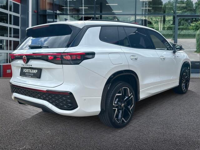 Volkswagen Tayron 1.5 TSI R-LINE E-HYBRID 275PK LEDER/PANO-DAK/TREKHAAK/360-CAMERA